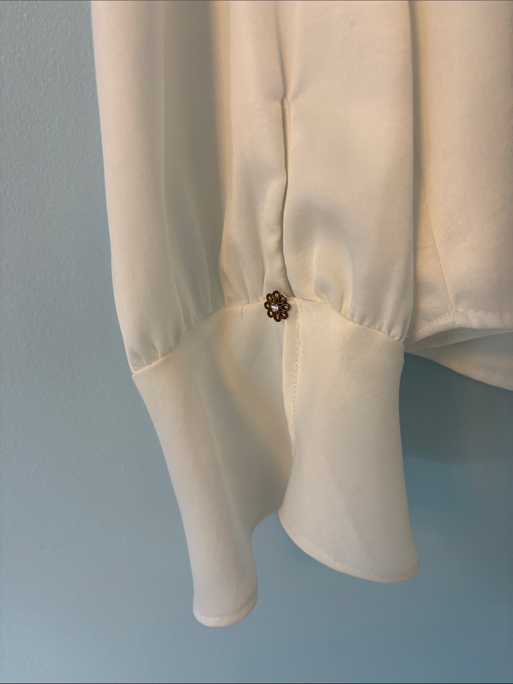 Zara Cream Ruffle Front Button-Down Blouse - Picture 6 of 6